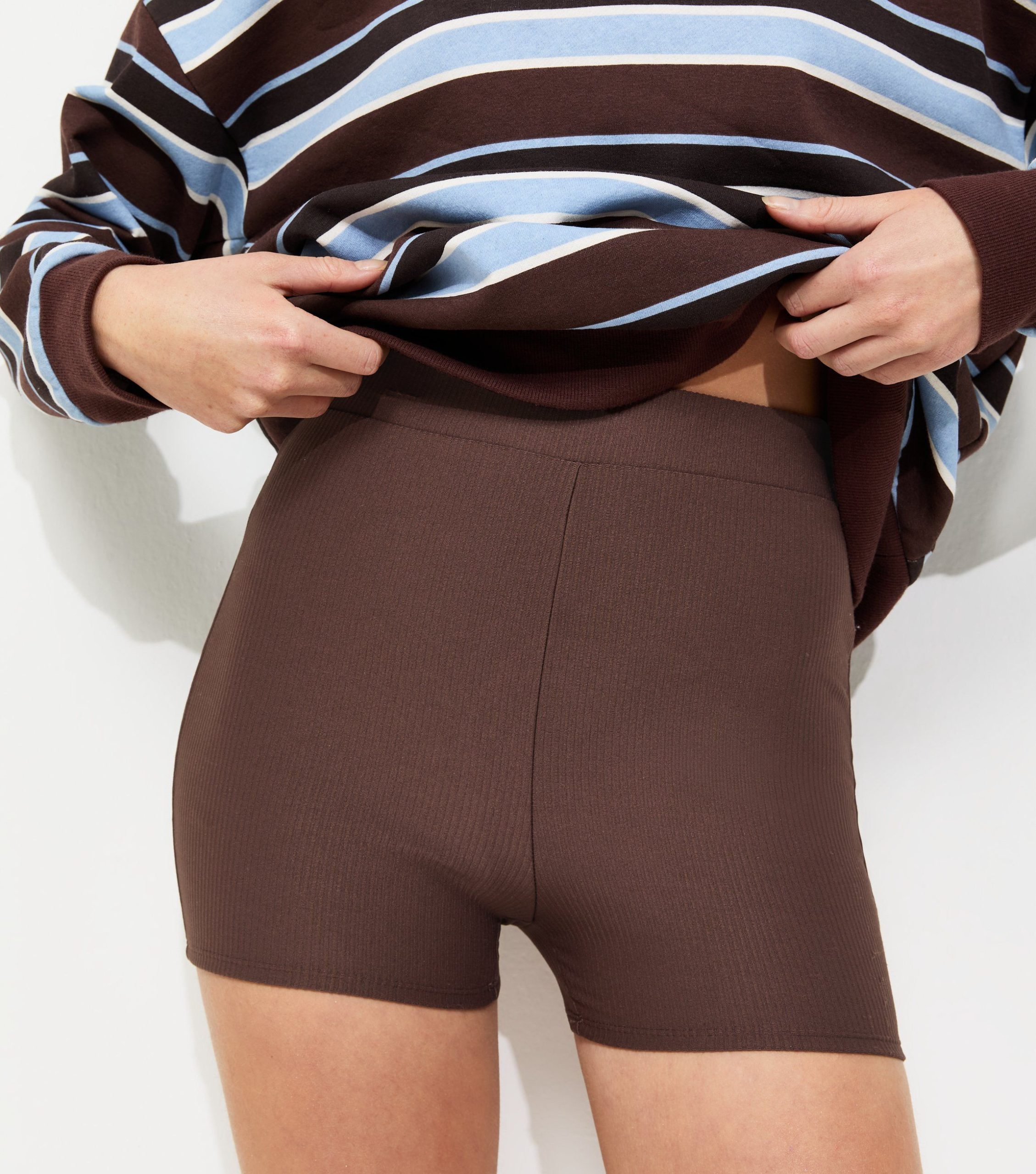 Dark Brown Micro Rib Cycling Shorts - Image 3