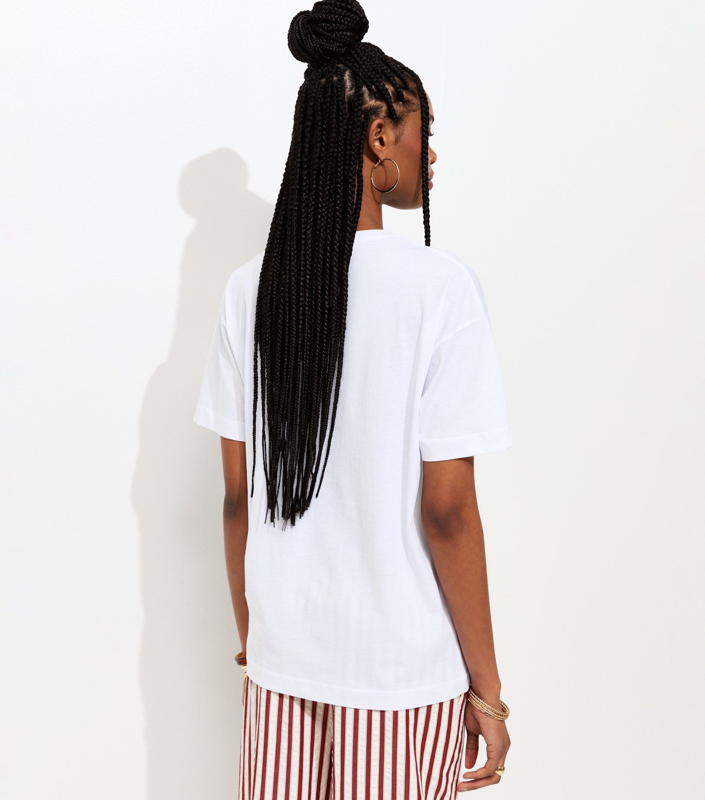 White Rooster Print Oversized T-Shirt - Image 4