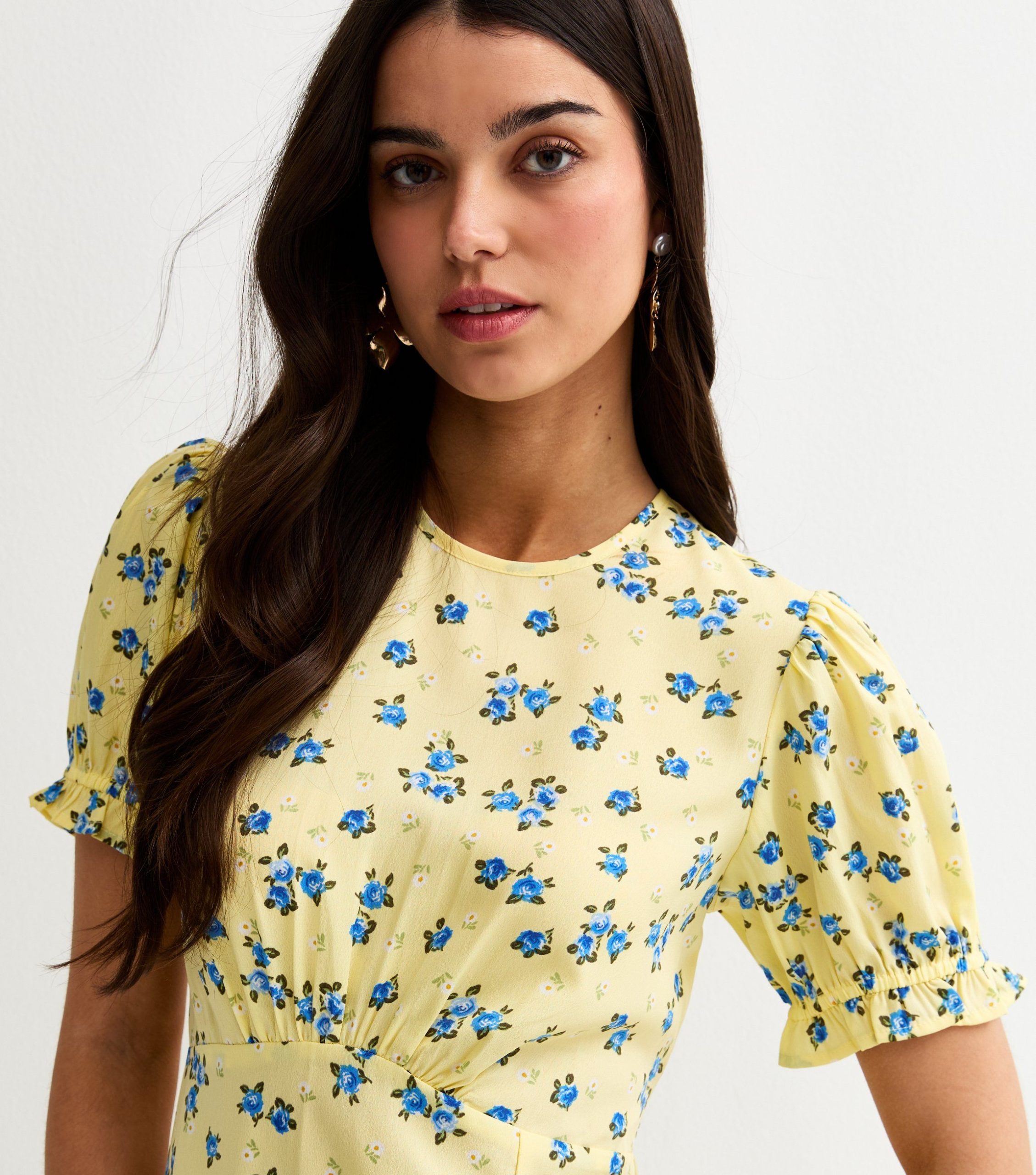 Yellow Floral Short Sleeve Midi Dress - Image 2